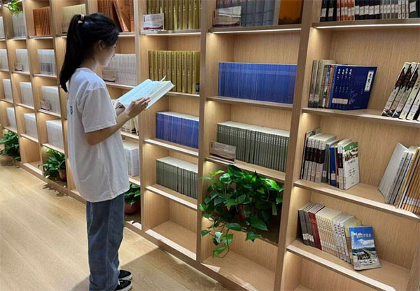 安理學(xué)子三下鄉(xiāng)：尋訪(fǎng)中華藥都，賦能鄉(xiāng)村振興