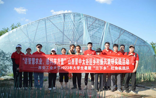 奮斗創(chuàng)造幸福 勞動(dòng)成就夢想