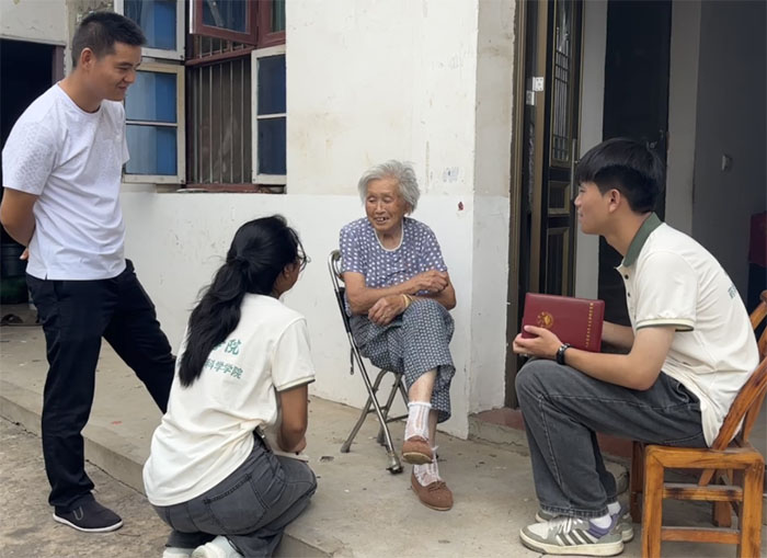 九江學院藥學與生命科學學院“三下鄉”——健康知識進社區，惠民服務暖人心