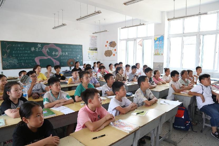 中國(guó)礦業(yè)大學(xué)筑夢(mèng)支教團(tuán)“向遠(yuǎn)筑夢(mèng)”分隊(duì) 順利開展7月23日支教活動(dòng)