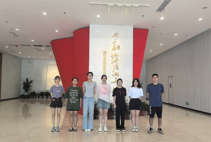 南京審計大學“梅渡薪火”小分隊：尋訪紅色足跡，傳承革命精神