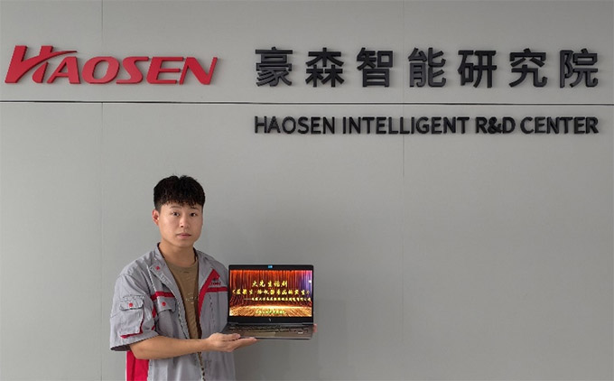 大先生話劇實踐團隊走進大連豪森公司：線上線下聯動弘揚科學家精神