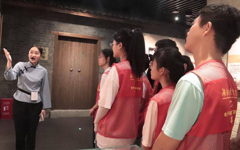 湖南信息學院三下鄉：驕楊青春輕騎兵，開展黨史學習教育