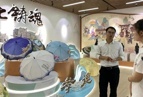 浙理工科藝暑期社會實踐活動走進崧廈鎮——品虞傘文化，鑒傘虞發展，共育兒童未來