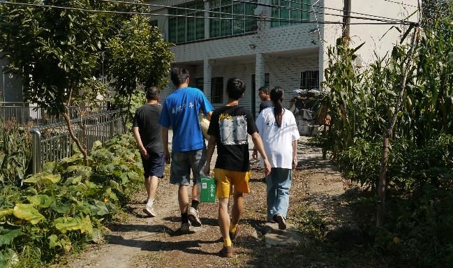 星耀雙城七彩橋團隊暑期三下鄉(xiāng)——續(xù)燃志愿火，深探石壕情