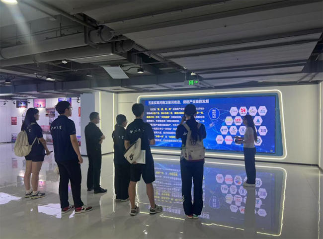 “星軌領(lǐng)航助科創(chuàng)興國，農(nóng)食為本輔鄉(xiāng)村振興”小分隊(duì)走訪調(diào)研航天宏圖信息技術(shù)有限公司（華中總部）