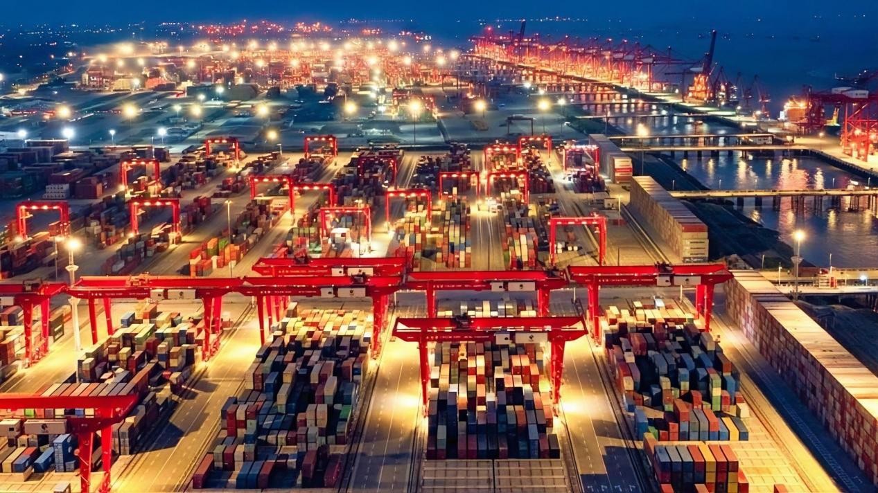 南京財經大學“絲路箱伴”走進中哈（連云港）物流合作基地