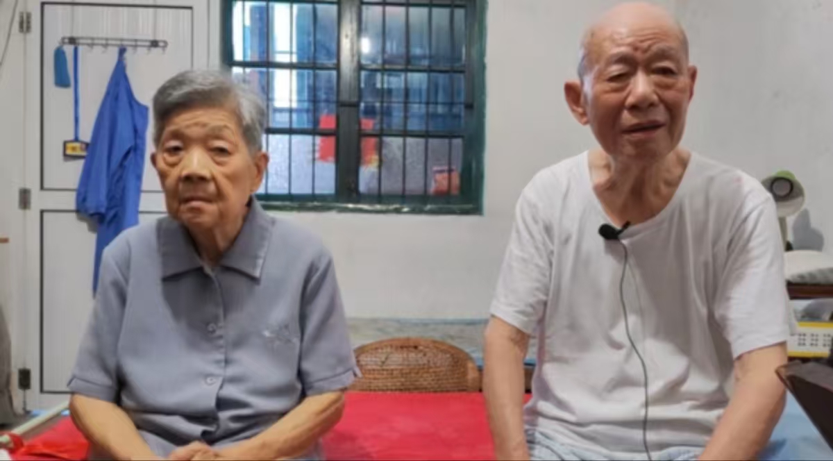 浙財“述憶家國”實踐服務(wù)團開展口述史挖掘記錄活動——金榮興篇