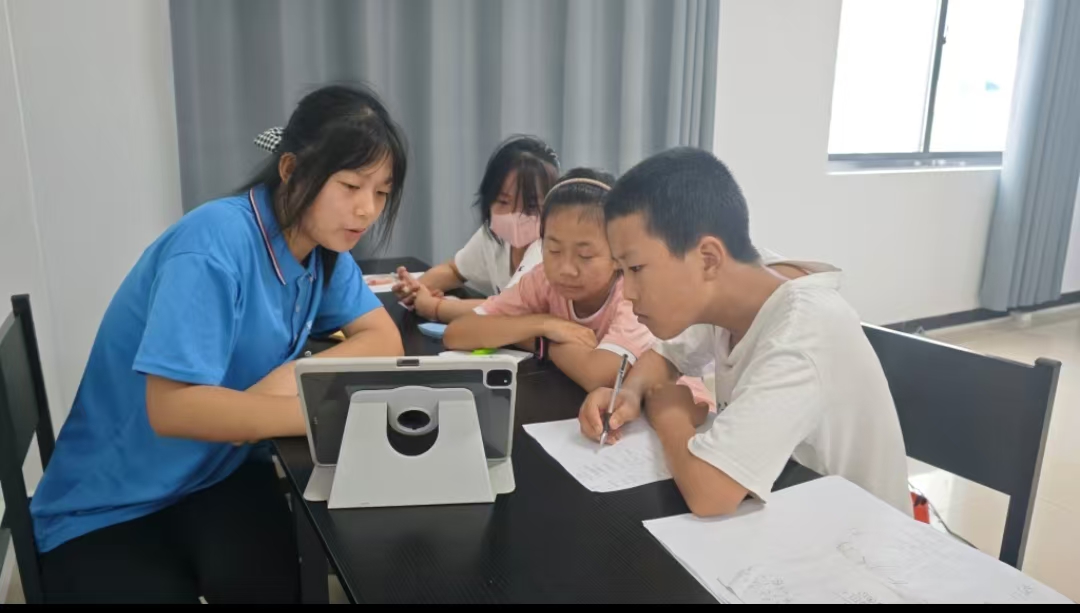 青春助力鄉村教育，薪火傳承紅色基因
