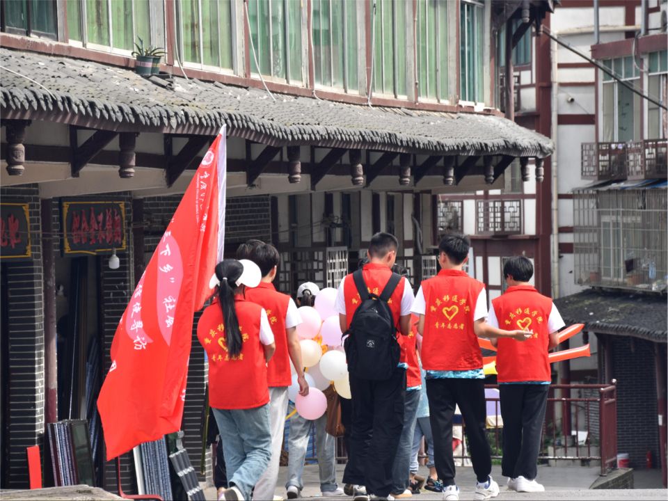 紅色傳承染石壕，健體共筑中國夢——紅色信使尋訪團3.0續寫征程
