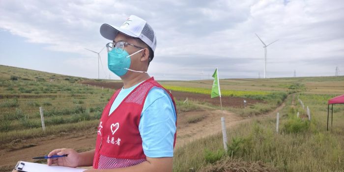 志愿紅律動草原風——套馬溝馬術耐力賽青春服務志