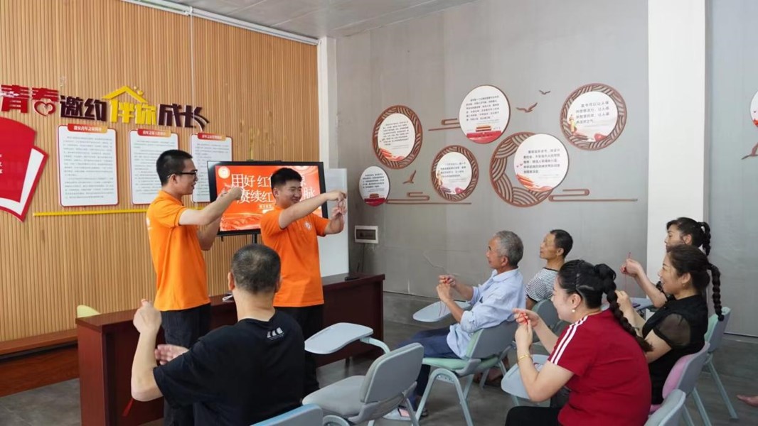 西南石油大學“南尋故里，柚踐紅心”暑期社會實踐隊蓬安行：編織紅色記憶，共繪紅心篇章