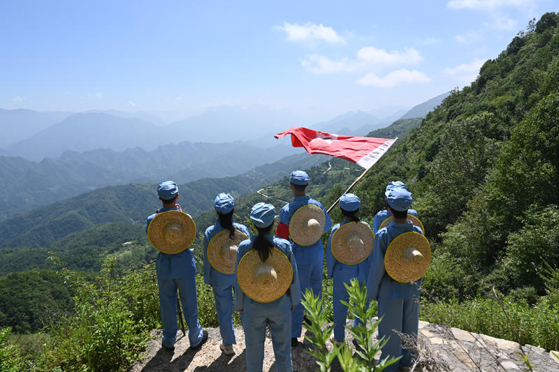 重外院學(xué)子三下鄉(xiāng)：走進(jìn)城口縣紅軍村，書寫青年鄉(xiāng)村實(shí)踐故事