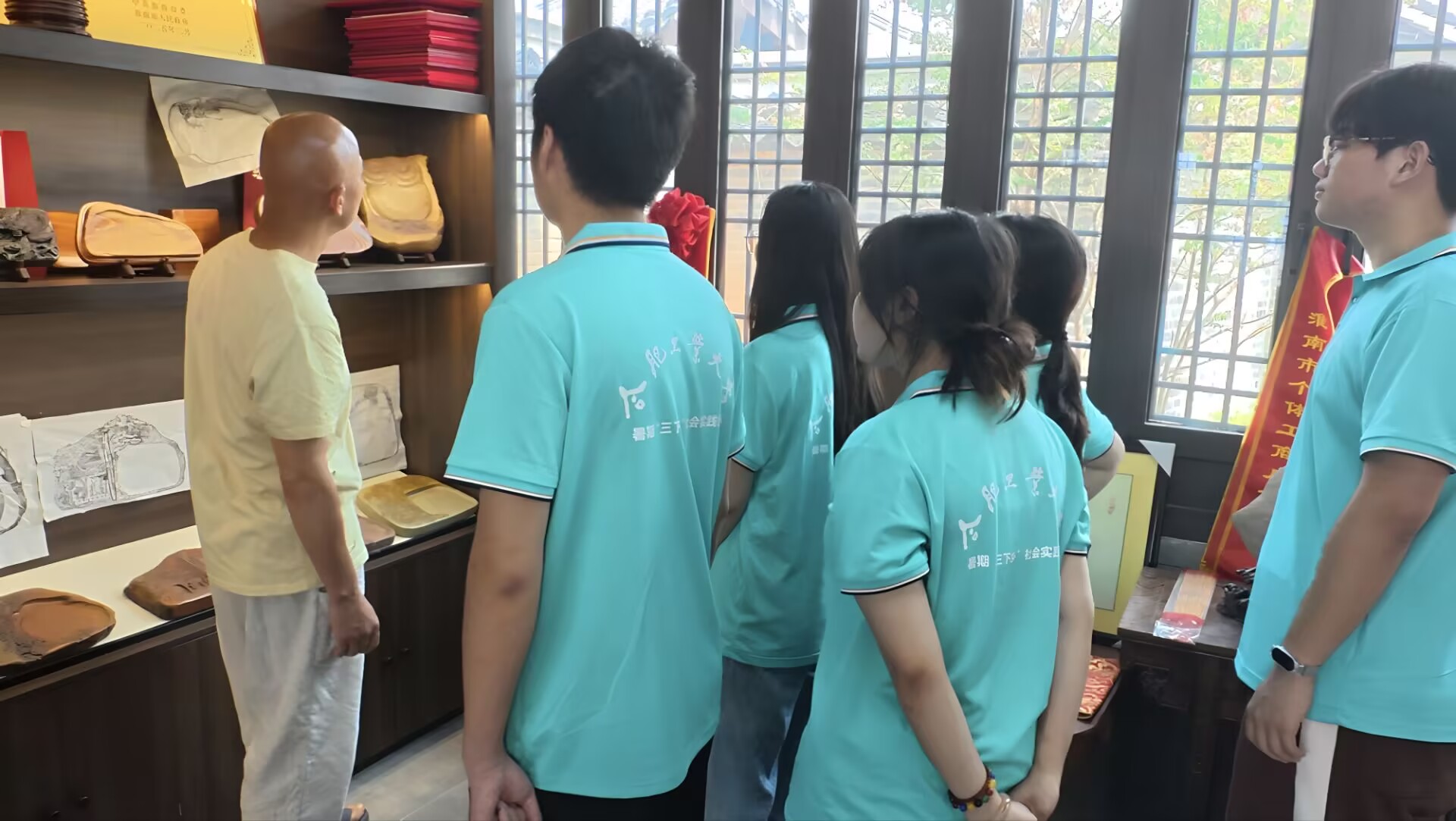 探千年紫金風華 承非遺匠心文脈|合工大學子赴淮南紫金硯之鄉開展暑期“三下鄉”社