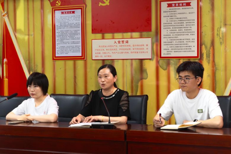 “情暖童心，筑夢鄉村”——合肥大學暑期三下鄉社會實踐團隊赴梁崗村開展教育幫扶活