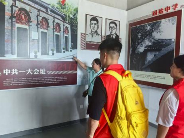鄭州職業技術學院“走信陽紅色路，做青年先鋒人”實踐團赴信陽固始開展“三下鄉”愛