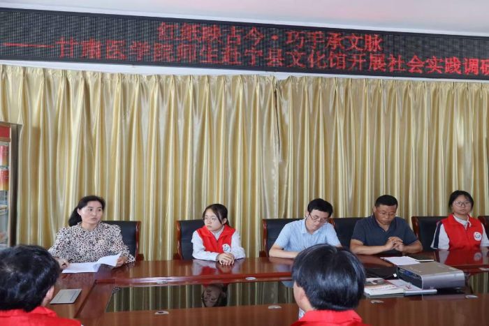 根脈尋遺響，田園染指香