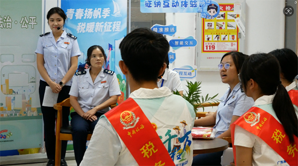 廣東財(cái)經(jīng)大學(xué)學(xué)子：專業(yè)賦能社區(qū)，財(cái)經(jīng)點(diǎn)亮童心