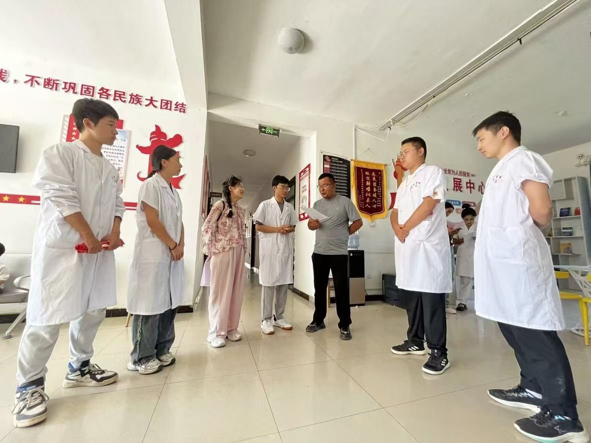 醫路偕行護健康，續寫愛心新篇章