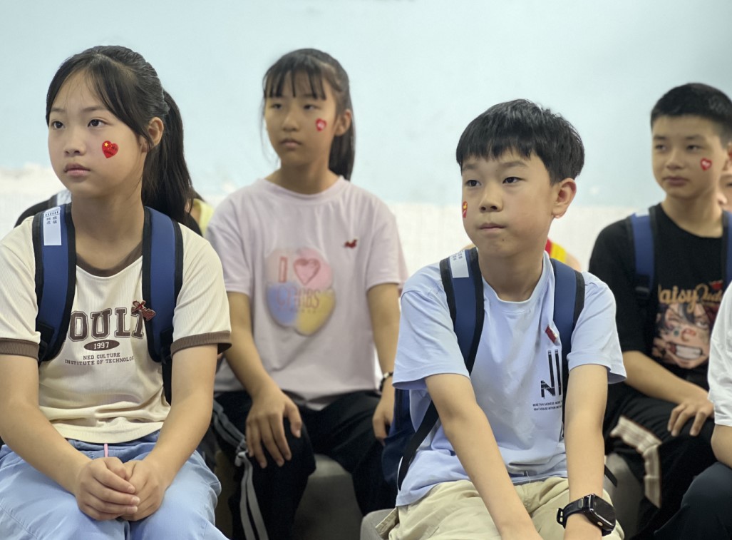 重慶人文科技學(xué)院 | 薪火相傳愛國(guó)情，童心共筑中國(guó)夢(mèng)