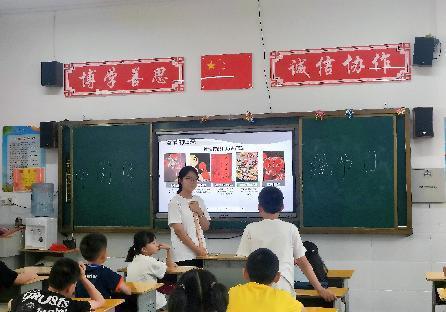 “探索中華傳統節日，領悟中華文化魅力”武昌理工學院云夢書韻志愿服務隊開展特色傳統節日課程