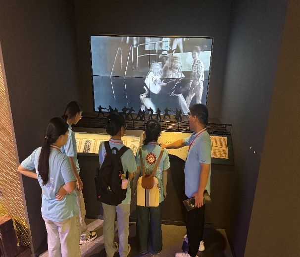 集美大學實踐隊赴泉州調研 解碼數字賦能文化發展新范式