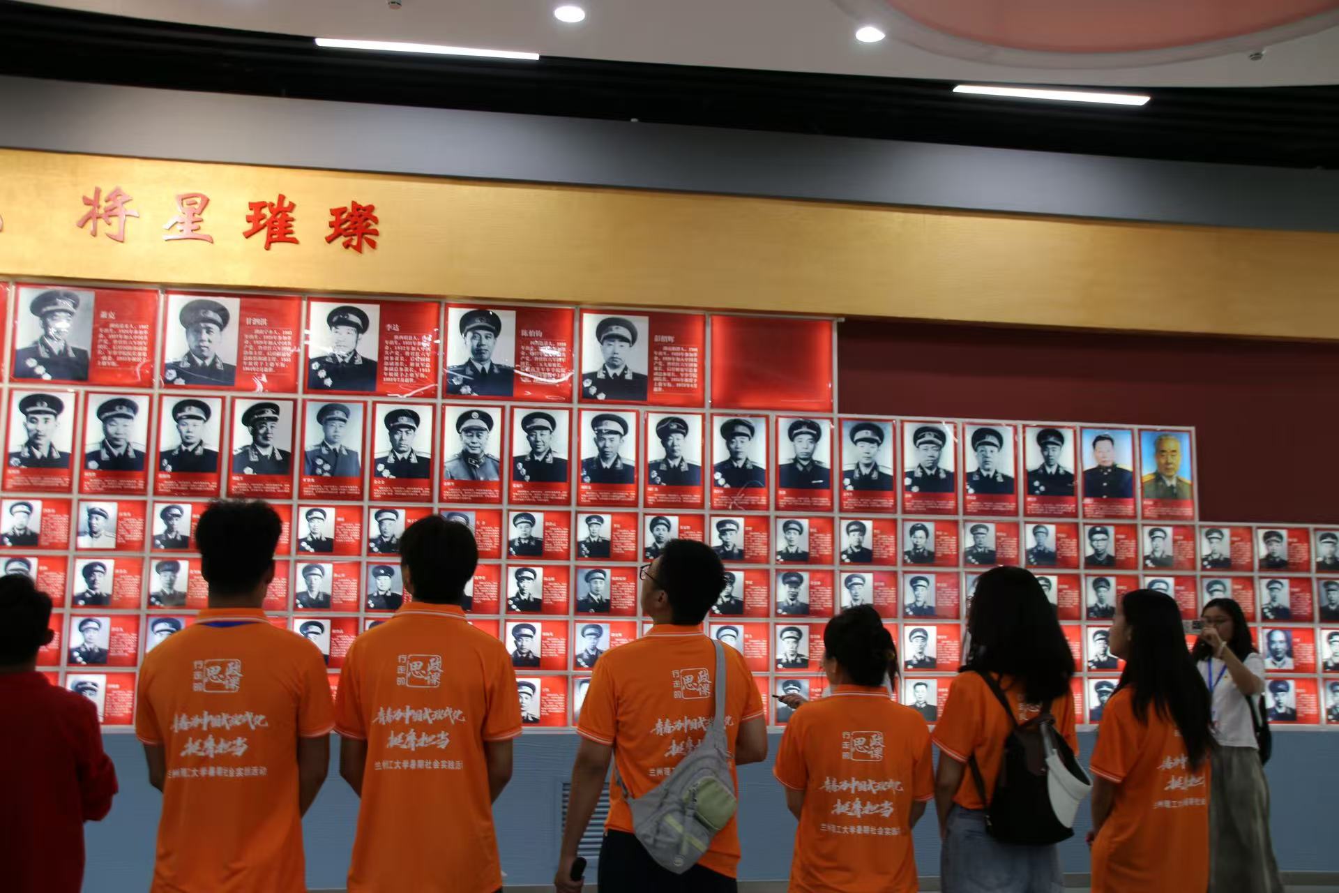 沙海鑄魂·青春作答： 蘭理工學子戈壁尋根，書寫新時代兵團精神