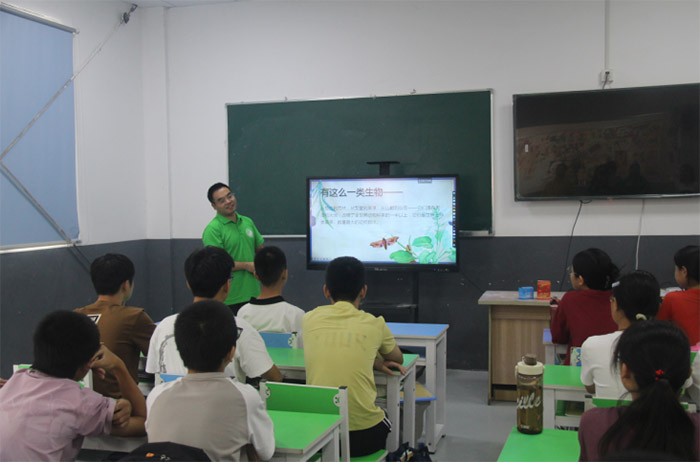 福建農(nóng)林大學(xué)“薪火傳耕”研究生服務(wù)實(shí)踐團(tuán)走進(jìn)莆田涵江：對(duì)話“漏頭經(jīng)驗(yàn)”親歷者，昆