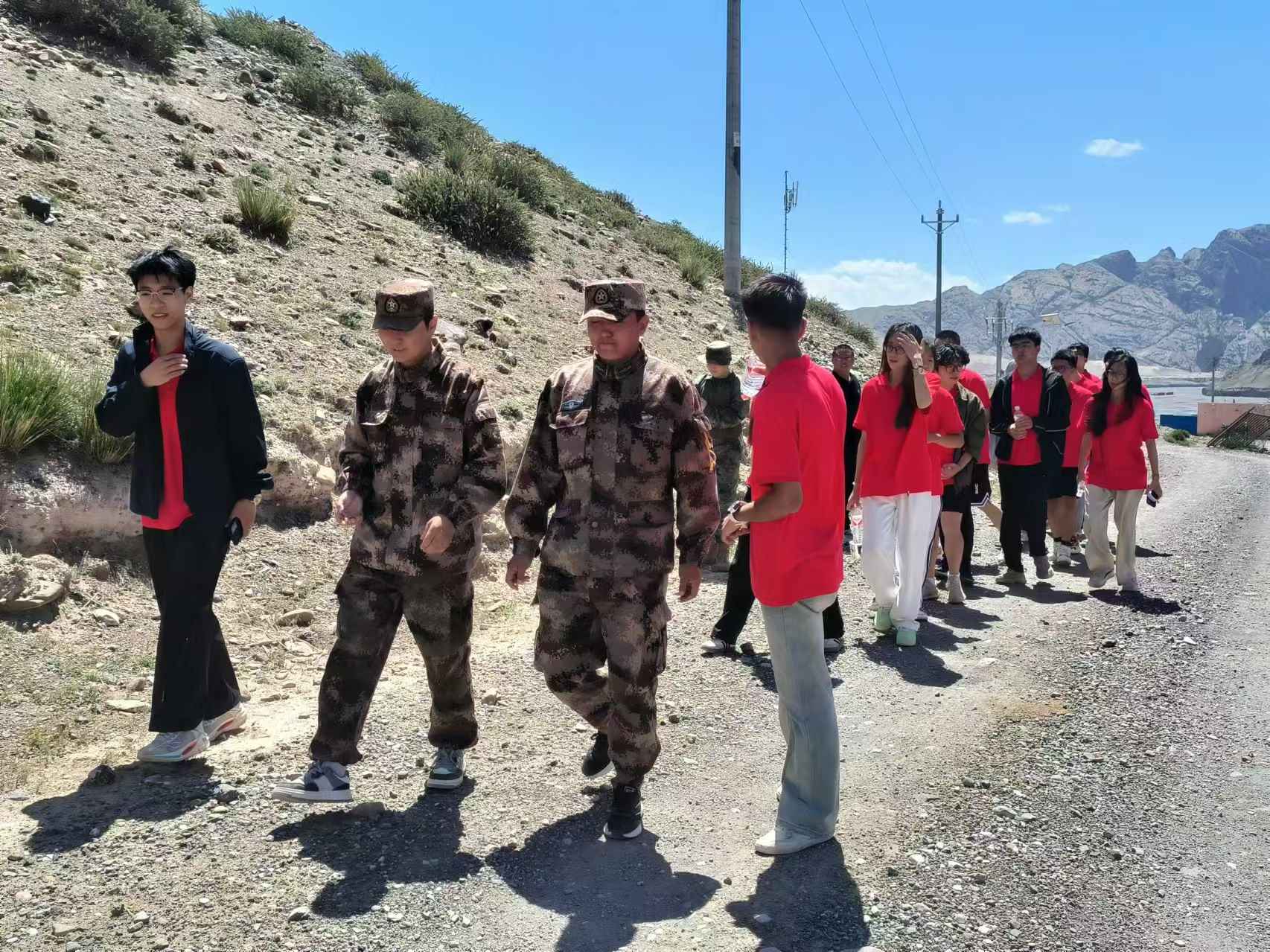 邊疆守護者：西塔爾別克·阿布杜木薩的忠誠篇章