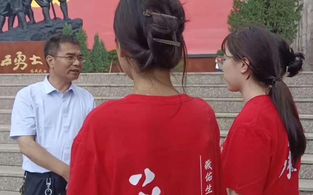 承德醫(yī)學(xué)院“薪火相傳，筑夢未來”暑期社會實踐服務(wù)隊“三下鄉(xiāng)”社會實踐活動圓滿結(jié)