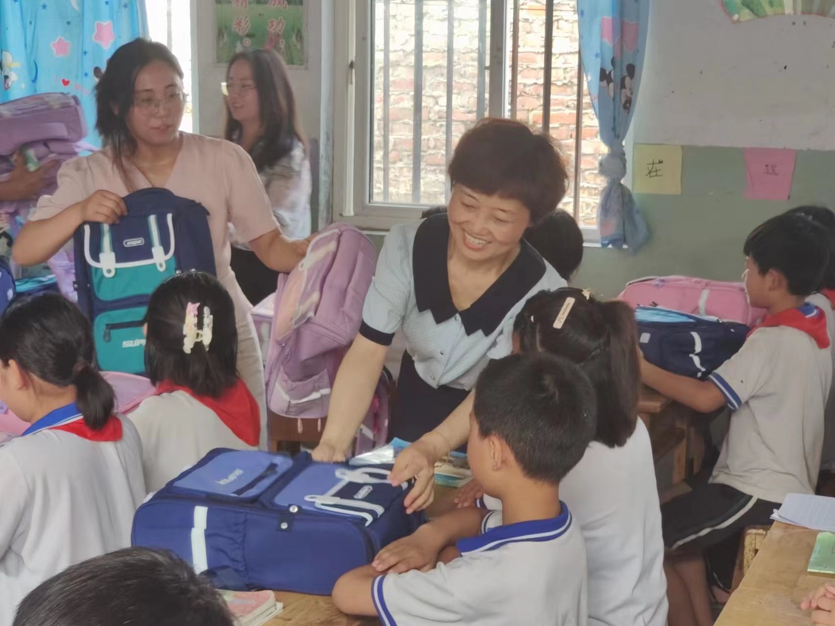 菏澤學院物理與電子工程學院暑期進行“青春建國 強國有我”“三下鄉”社會實踐