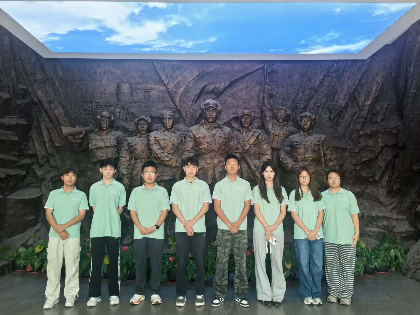 “紅色之行，學(xué)游錦州”———遼寧工業(yè)大學(xué)三下鄉(xiāng)活動(dòng)