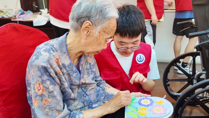 長安大學：三行暖意融心際，青春向陽展風采